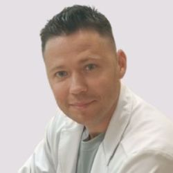 lek. Mieszko Białas